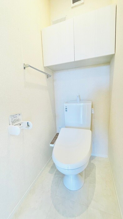 トイレ BELL　WOOD