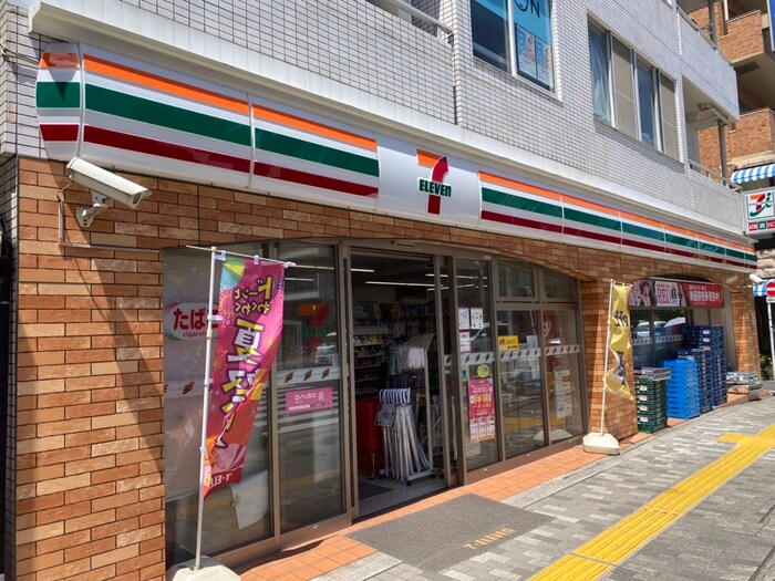 セブンイレブン 港区三田5丁目店(コンビニ)まで414m ルクレ三田