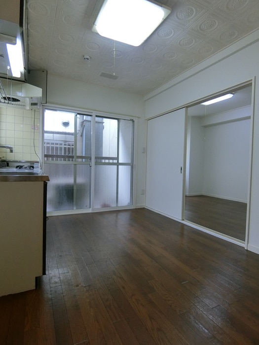 廊下 レスポアール久米川（402）