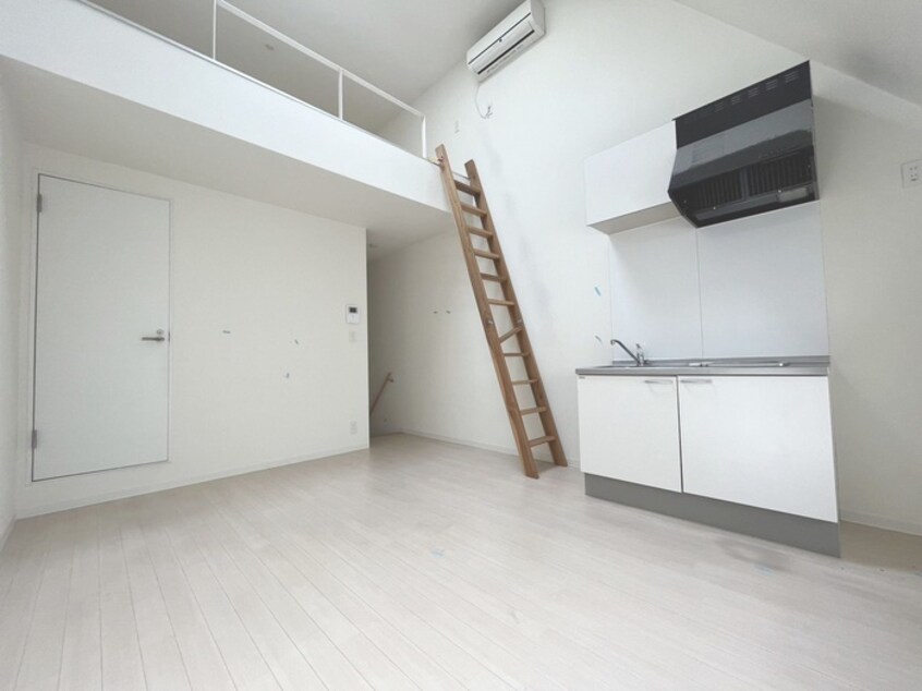 居室 LoFTER
