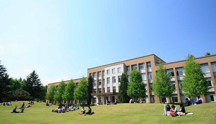 国際基督教大学(大学/短大/専門学校)まで1700m サンハイツミキ