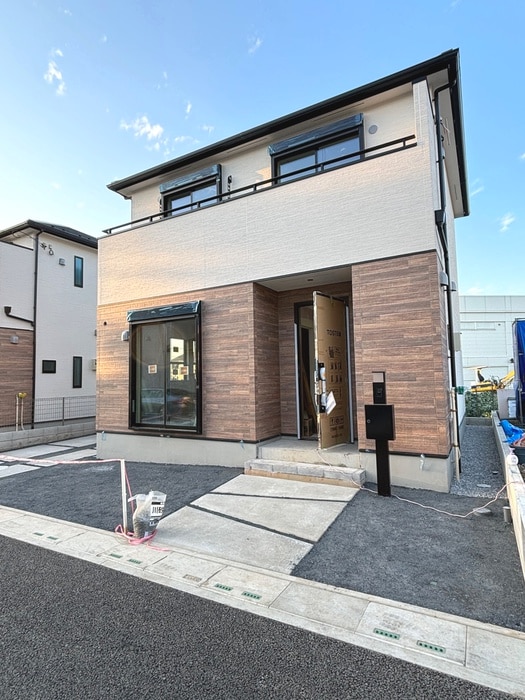 エントランス部分 三室戸建B