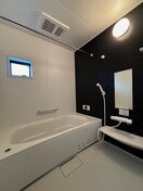 バス／シャワールーム等 三室戸建B