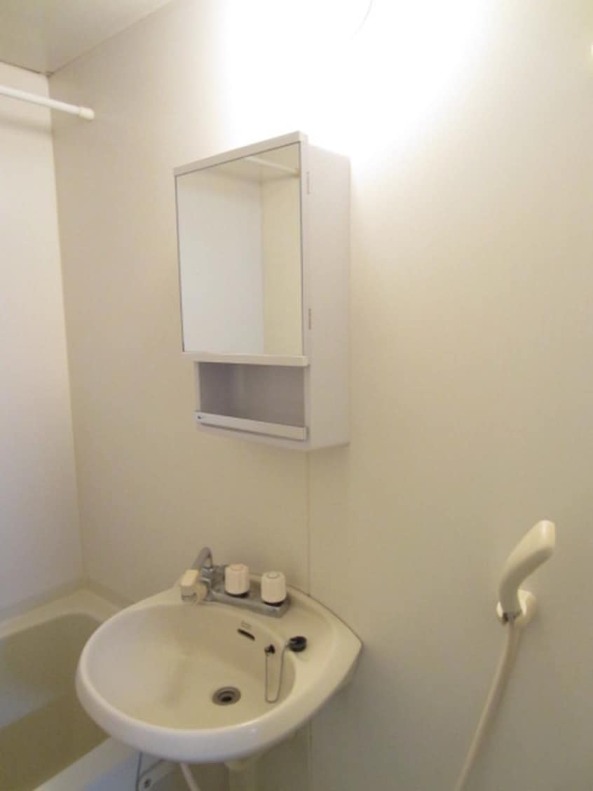 収納 クバラチ－ラ・Ｅ