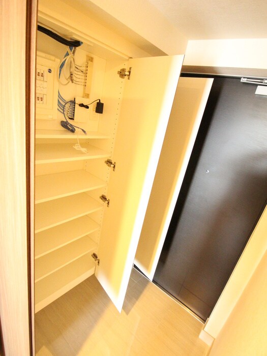 靴箱 ﾘﾋﾞｵﾀﾜｰ小田急相模原(1704)