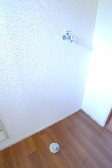 洗濯機置場 メゾンエクシ－ド