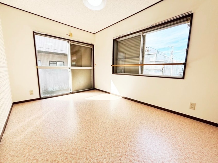 室内からの展望 テラスサカエ