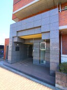 エントランス部分 煉瓦館ＳＨＵＴＴＬＥⅦ