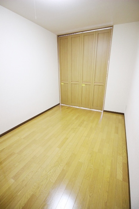 居室 煉瓦館ＳＨＵＴＴＬＥⅦ