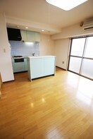 居室 煉瓦館ＳＨＵＴＴＬＥⅦ