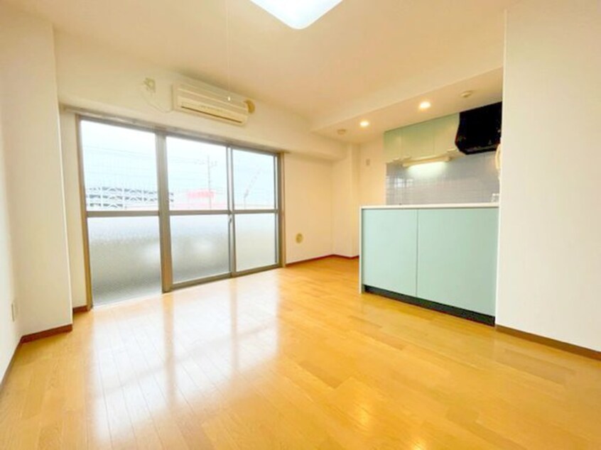 内観写真 煉瓦館ＳＨＵＴＴＬＥⅦ