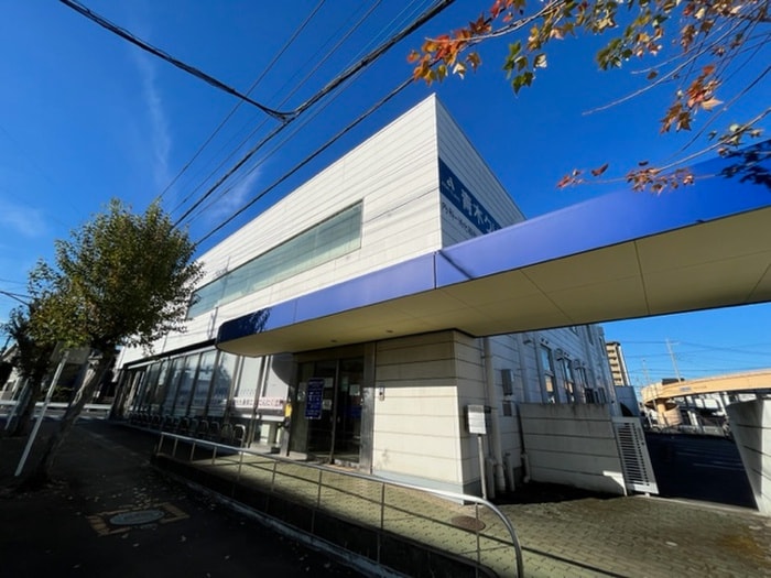 青木クリニック(病院)まで200m 煉瓦館ＳＨＵＴＴＬＥⅦ