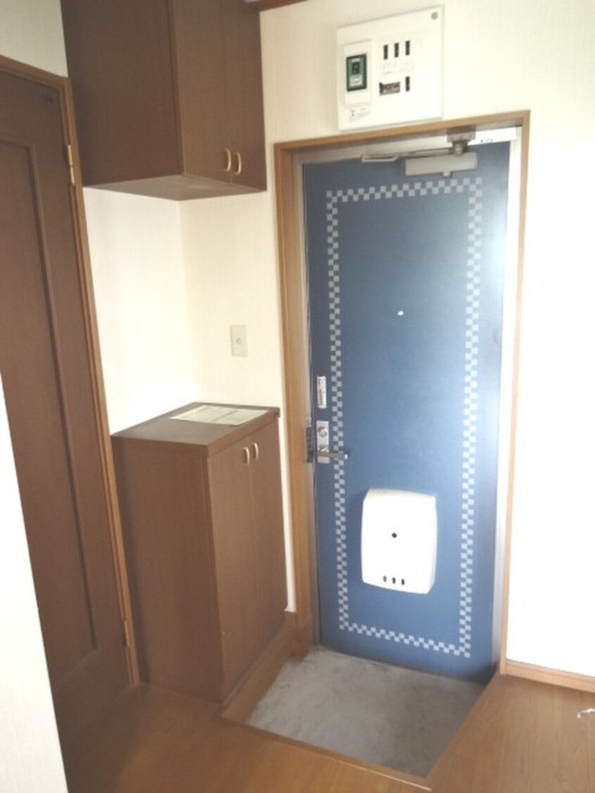 玄関 ハイツ栴檀