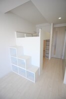 居室 モントレ－ヴィラ