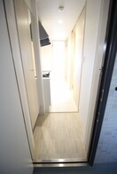 玄関 モントレ－ヴィラ