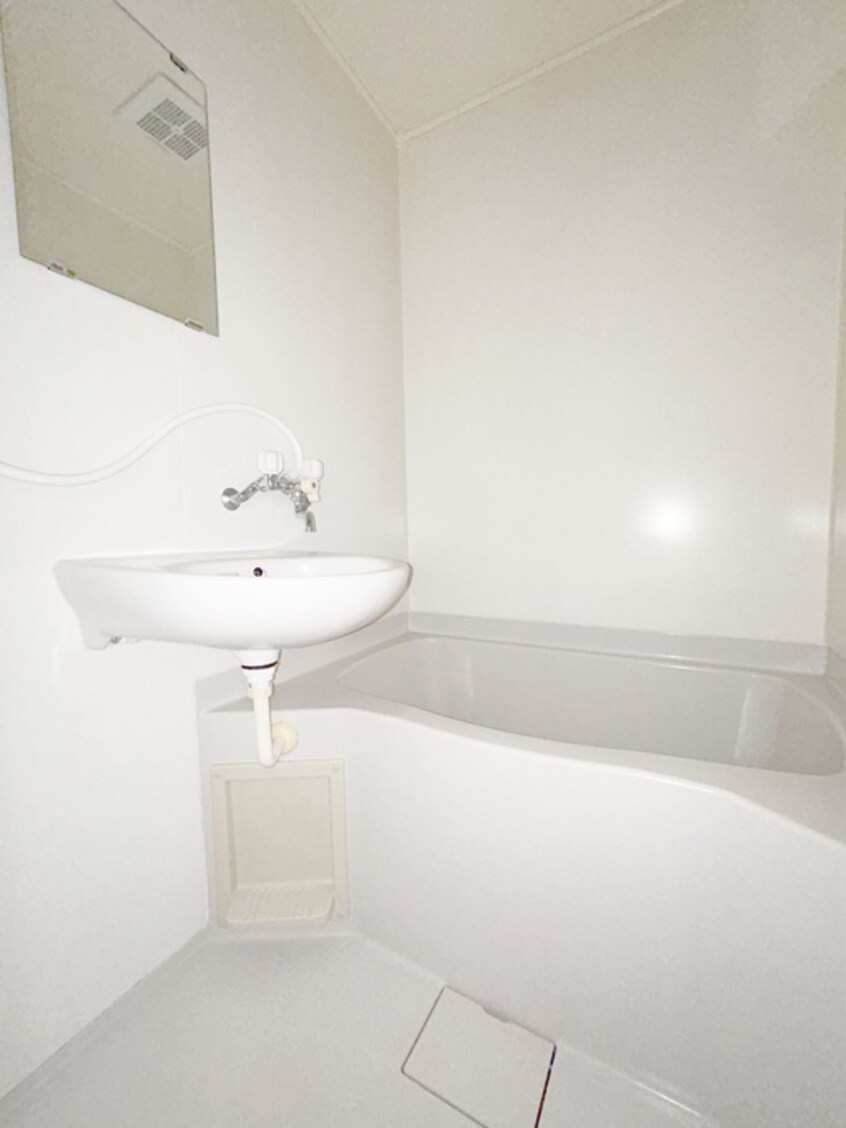 バス／シャワールーム等 寿々川ビル