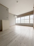 居室 寿々川ビル