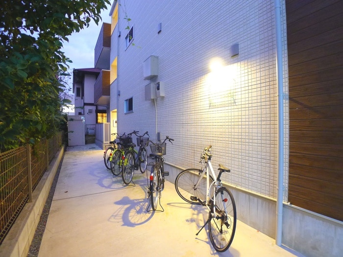 駐輪場 ヴィラ馬橋