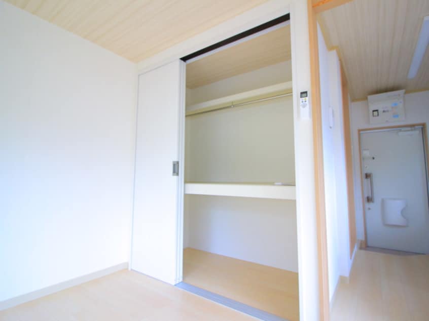 収納 牧島マンション