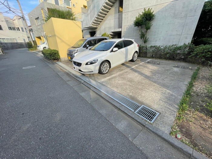 駐車場 レアルタウン湘南