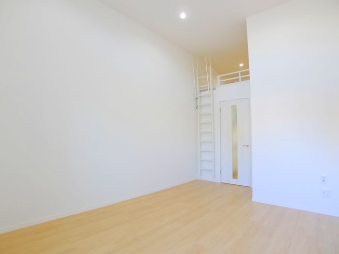 居室 レインボー