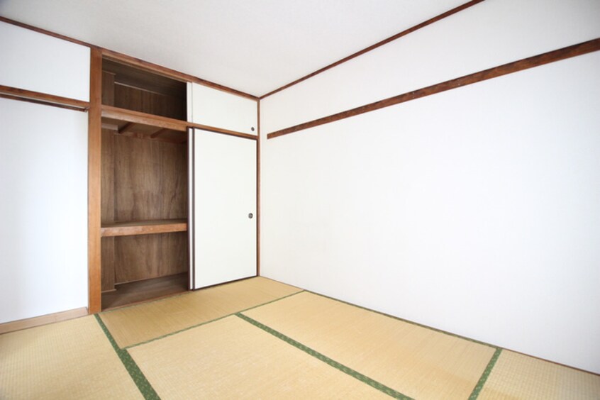 収納 パインクレスト１番館