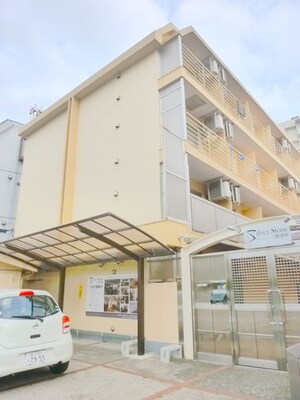 ｼﾙﾊﾞｰｽﾄｰﾝ三軒茶屋（101）
