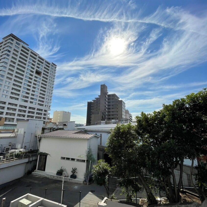 室内からの展望 カスタリア野毛山