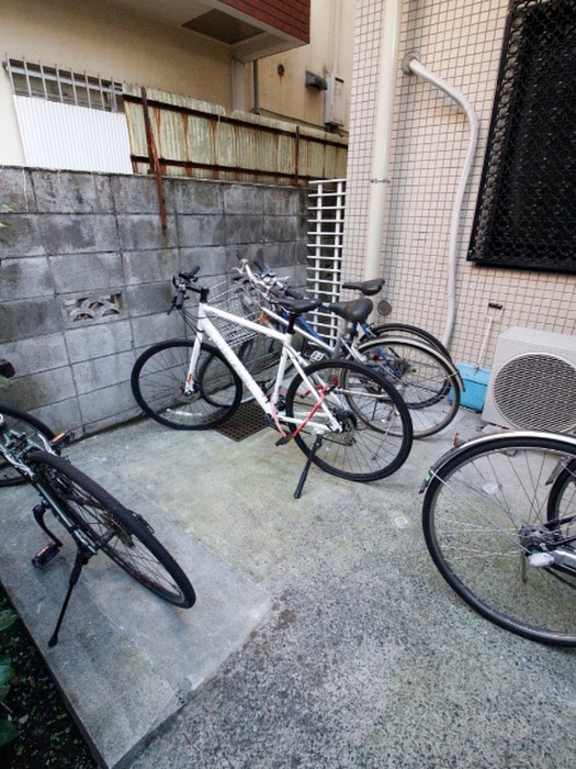 駐輪場 エトワス大岡山