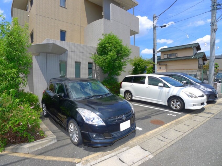 駐車場 アグレア－ブル