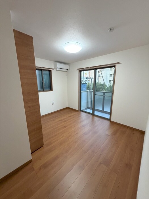 居室 パレスホリケ１