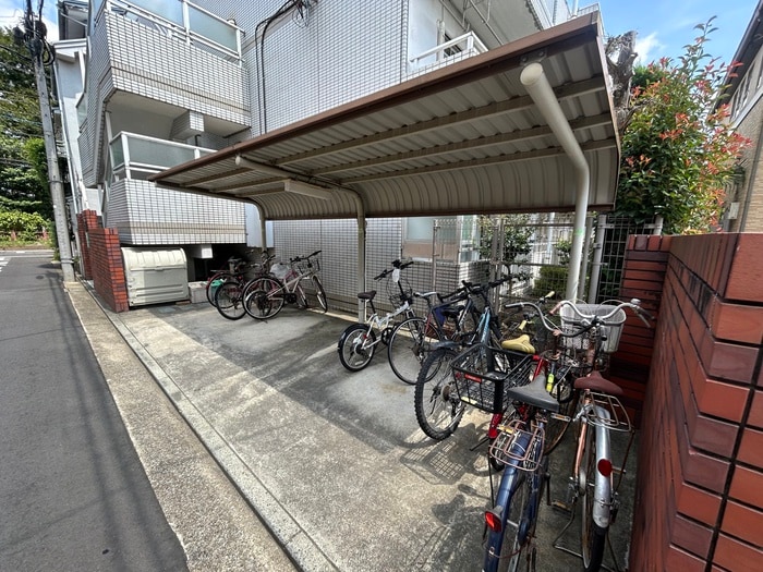 駐輪場 桜堤オリエントプラザ