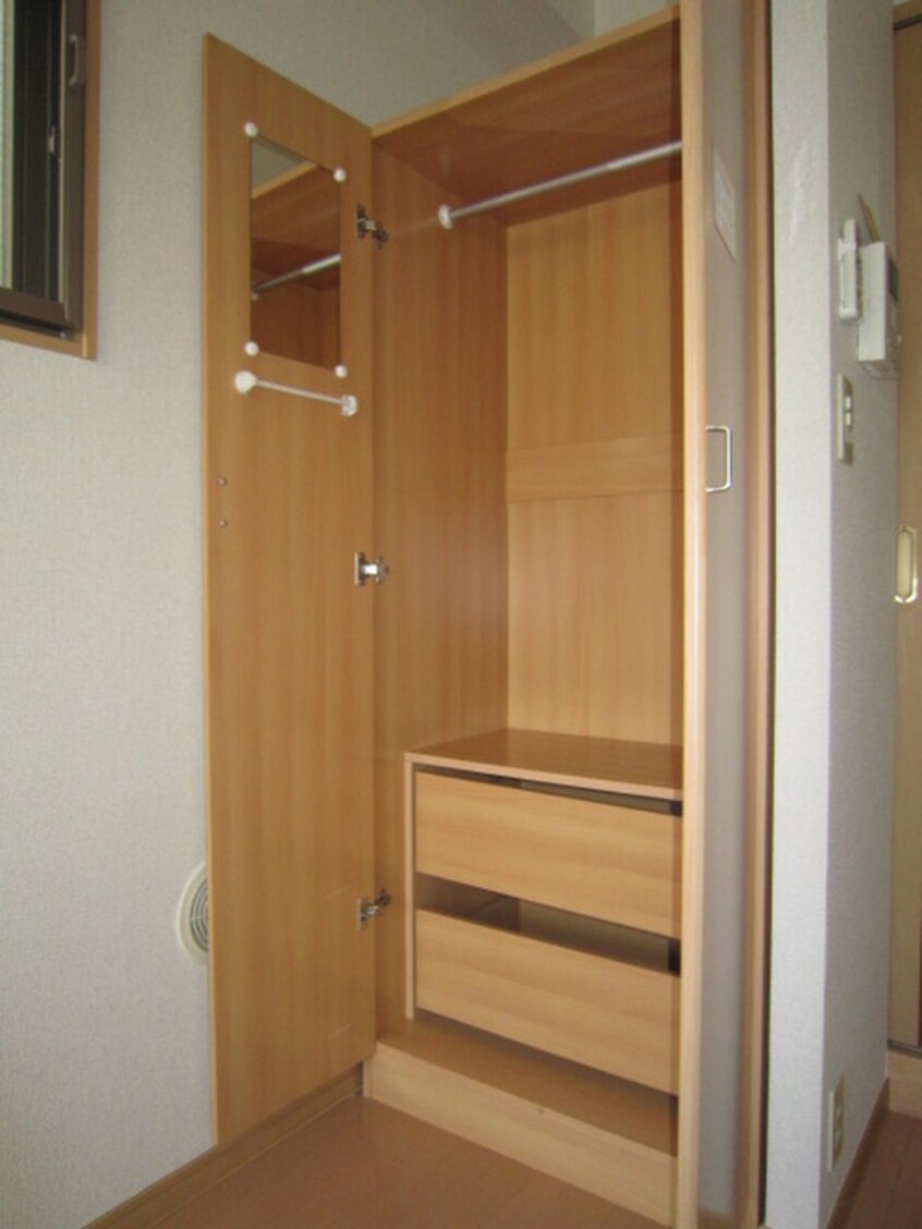 収納 インベスト川崎