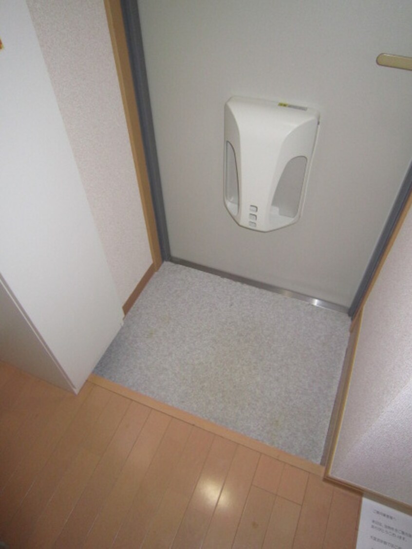 玄関 インベスト川崎