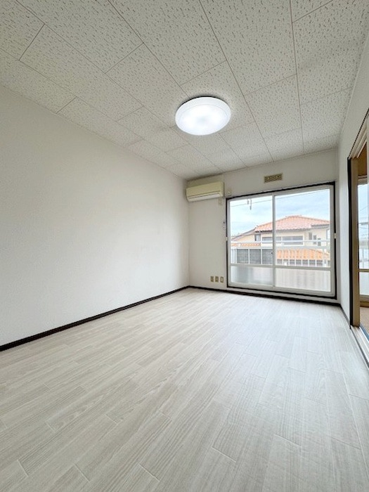 居室 ライブ８８