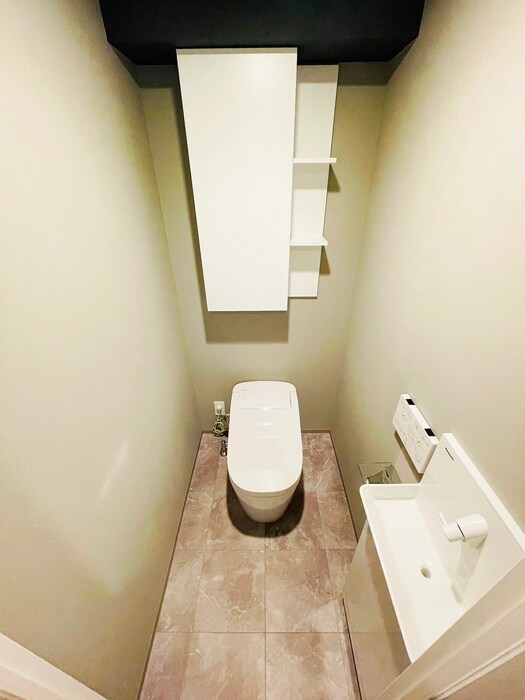 トイレ ｸﾞﾛｰﾍﾞﾙ国立ｻﾞ･ｽｲｰﾄ