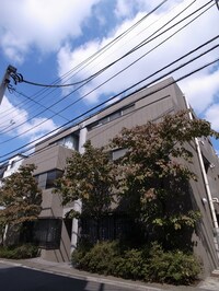 四ツ谷ハウス