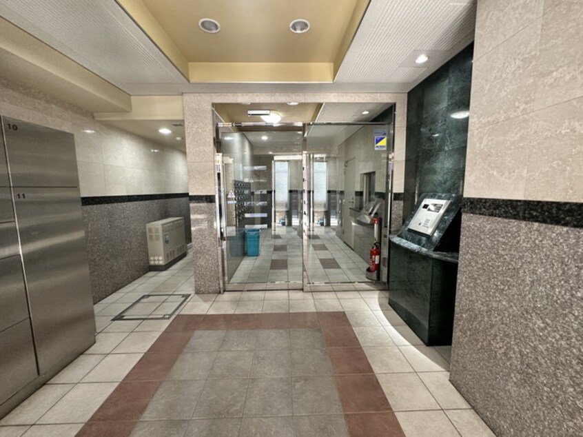 エントランス部分 ミューズ東葛西