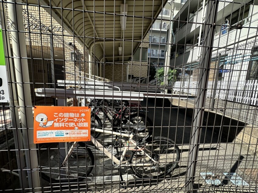 駐輪場 ミューズ東葛西