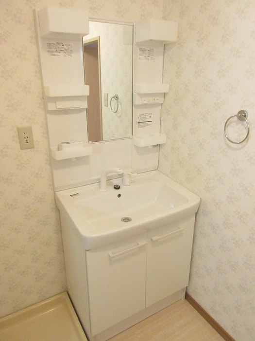 収納 コモド・デ・ピソス