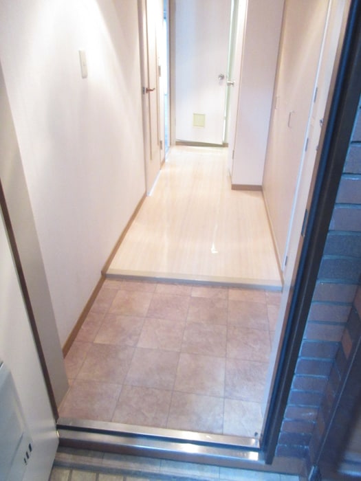 靴箱 コモド・デ・ピソス