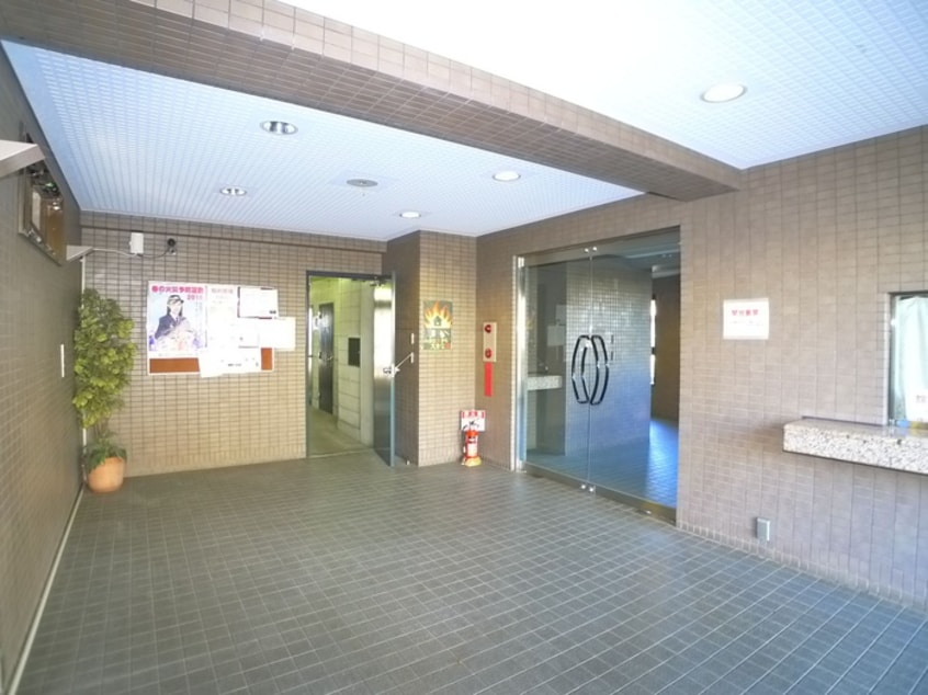 エントランス部分 コスモ南柏