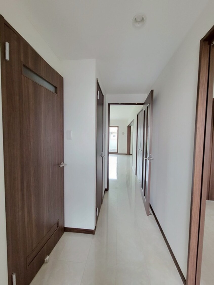 廊下 リリーヴィレッジGRACE