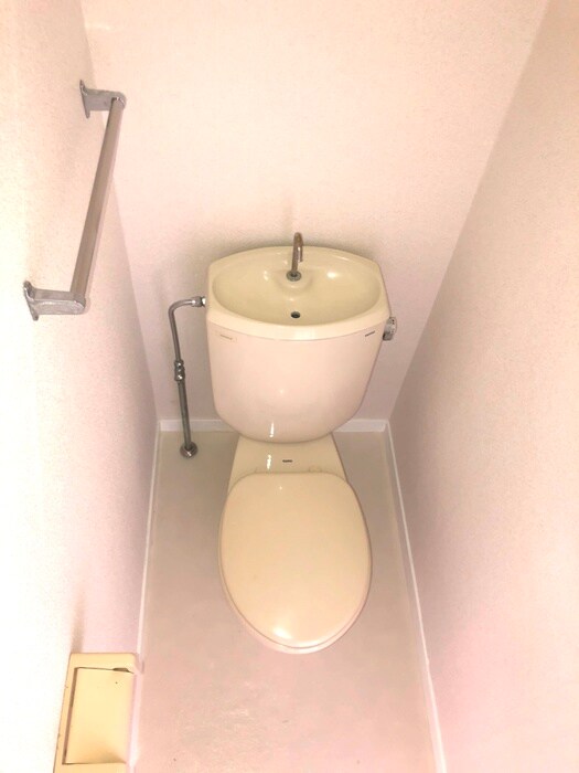 トイレ ホワイト・ジュネス