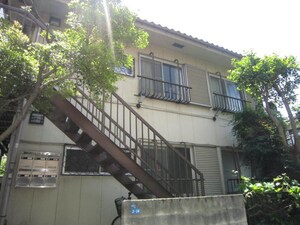ハウス弥生
