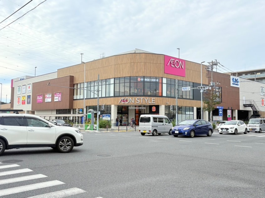 イオン(スーパー)まで350m ドルチェ高田