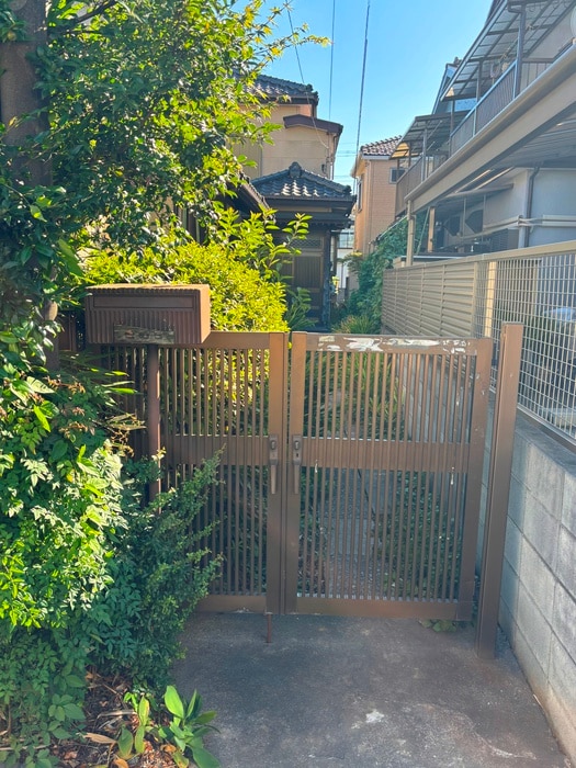 エントランス部分 朝日６丁目戸建