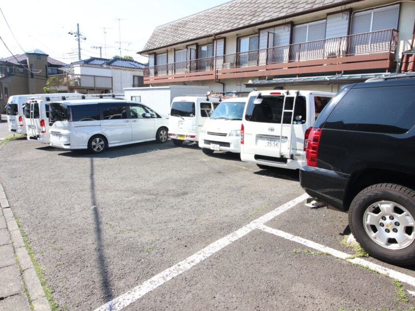 駐車場 坂戸ハイツ