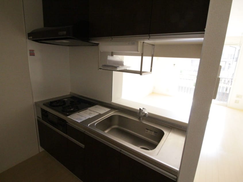 キッチン ホワイトコ－トこざか