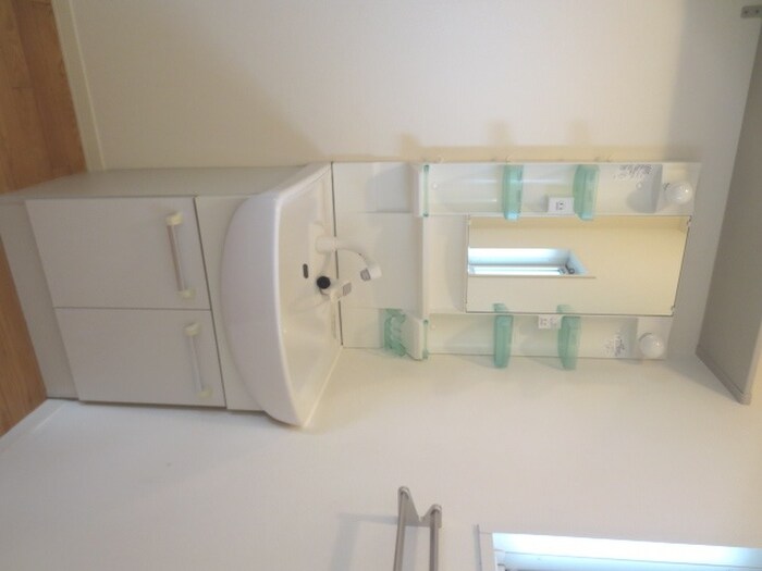 洗面 ホワイトコ－トこざか